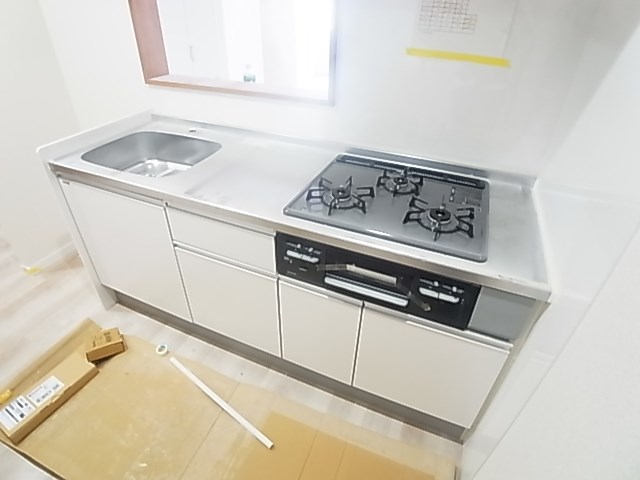 第一スカイハイツ足立 キッチン