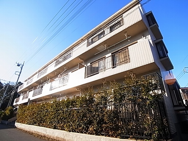 サンハイツ梅郷 209号室 外観