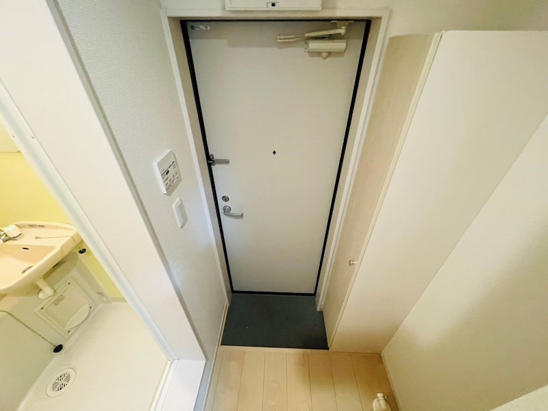 メルディア西新井栄町 玄関