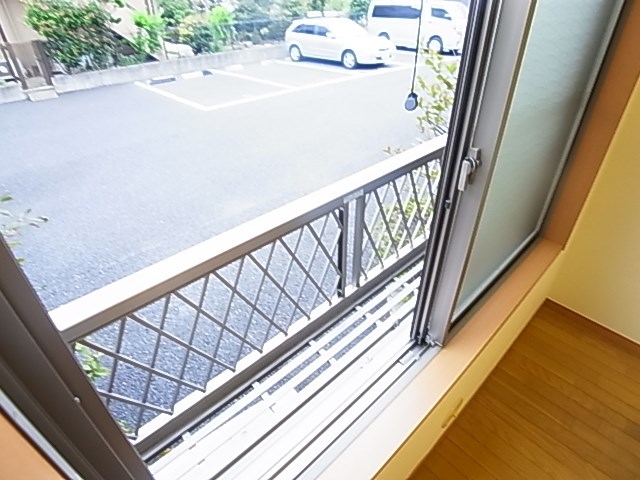 ファインベル北綾瀬３ ベランダ