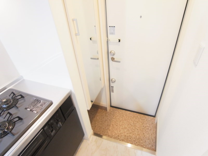 ベルメントつくしが丘 玄関