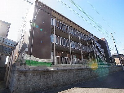 ラ　ラ　トマート　B 102号室 外観