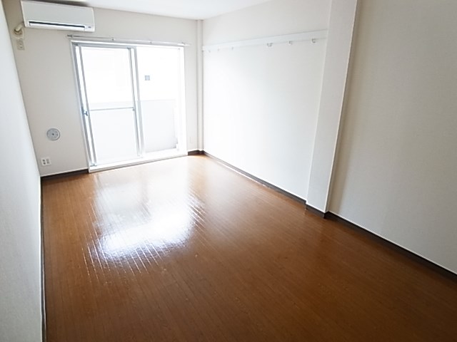 セシルコート ベッドルーム