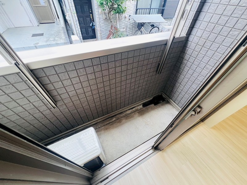 ラフィーネ北千住 ベランダ