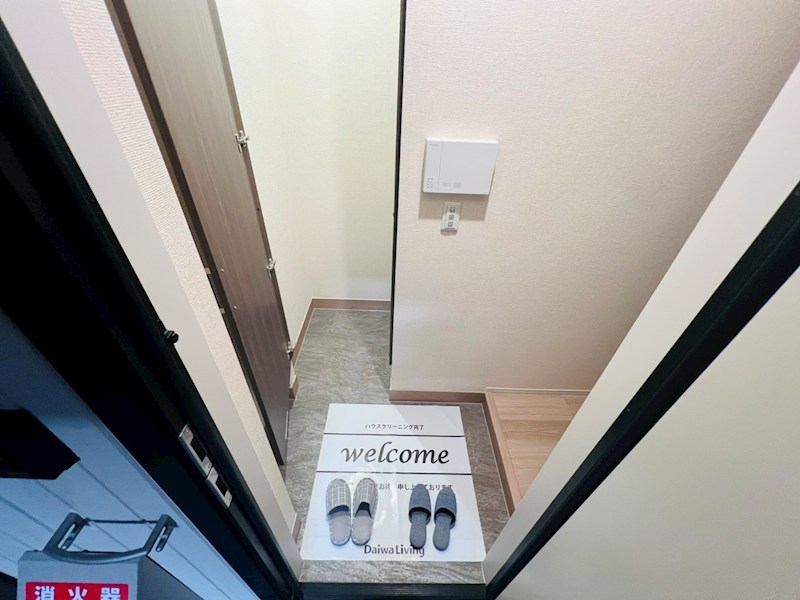 STELLA新松戸 玄関