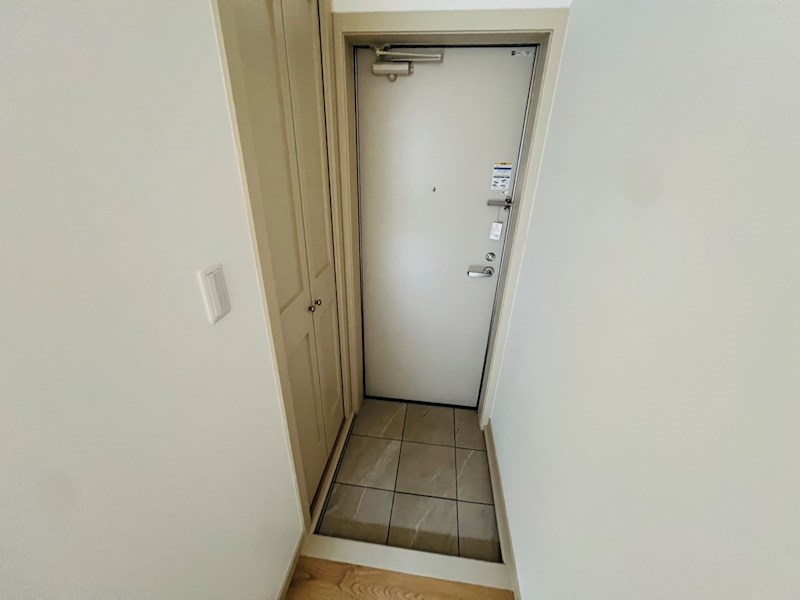 プリマ稔台 玄関