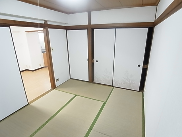 リンデンハイム白山 ベッドルーム