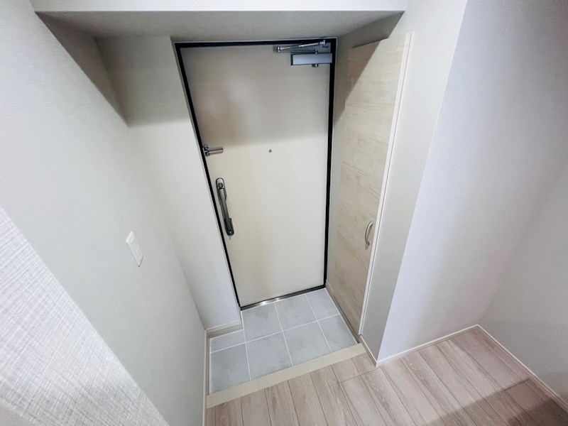 メイクスアート五反野 玄関