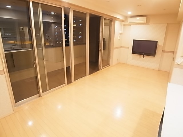 ロイヤルパークス西新井 リビング