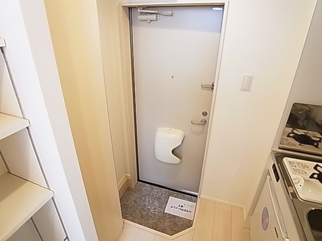 Ｄコート西新井 玄関