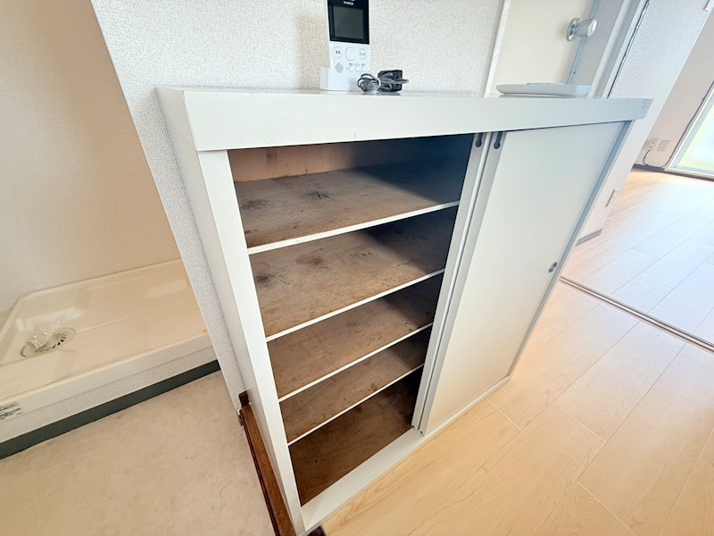 ハイツサントノーベ 玄関