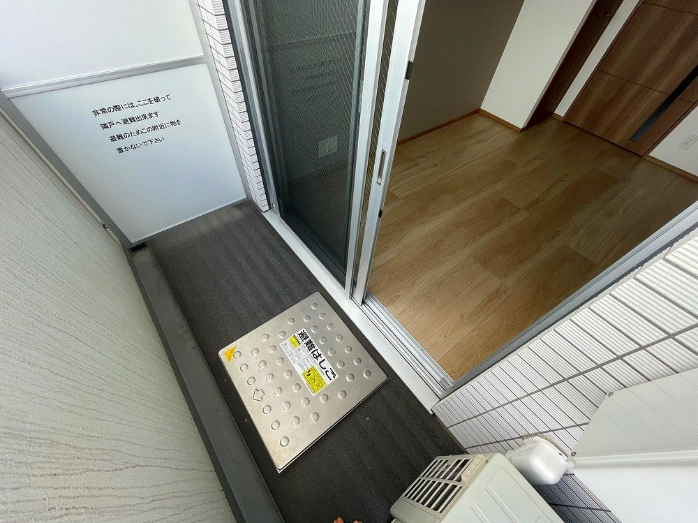 ライジングプレイス綾瀬二番館 ベランダ