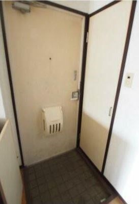 ビューラ鎌ヶ谷 玄関