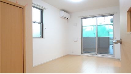 ル・ブルジョン リビング