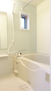 ル・ブルジョン 風呂画像