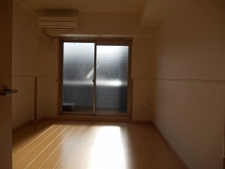 カーサ内山 ベッドルーム