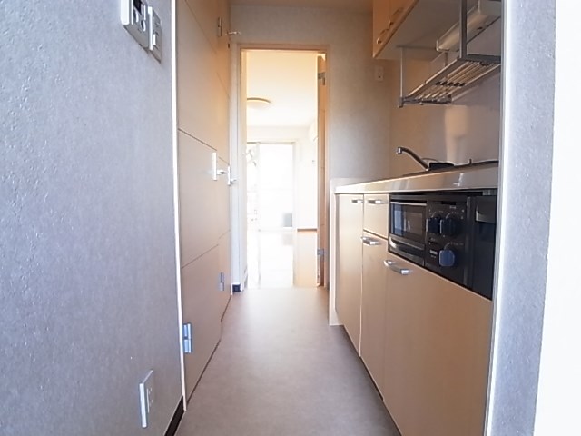 リリックコートヒロオパレス６ 玄関