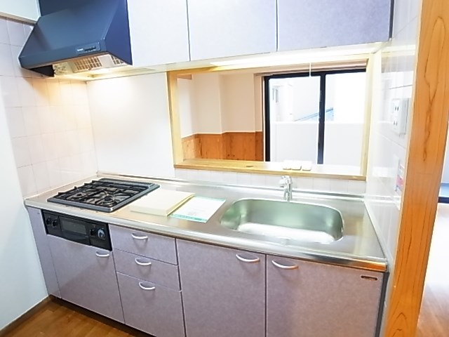フォーレスト北綾瀬１ キッチン