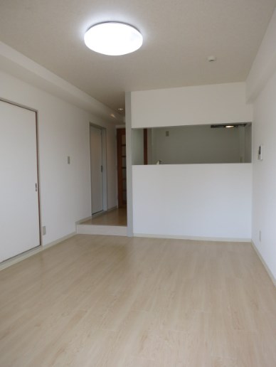 プロフィットリンク竹ノ塚 リビング