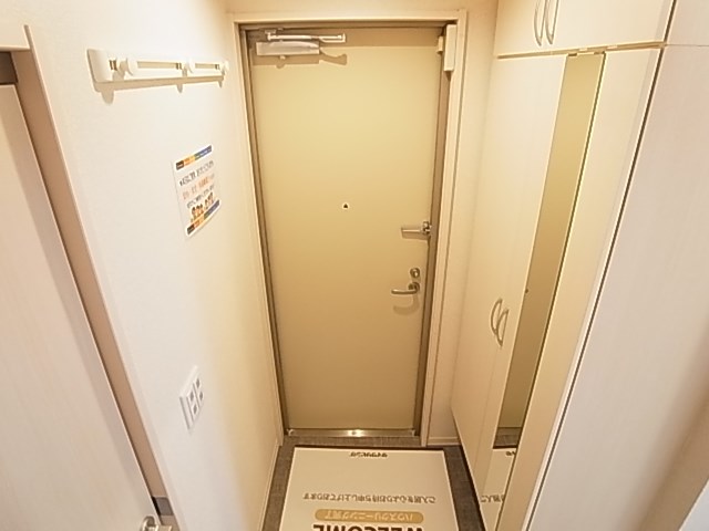 ルピナスＡ 玄関