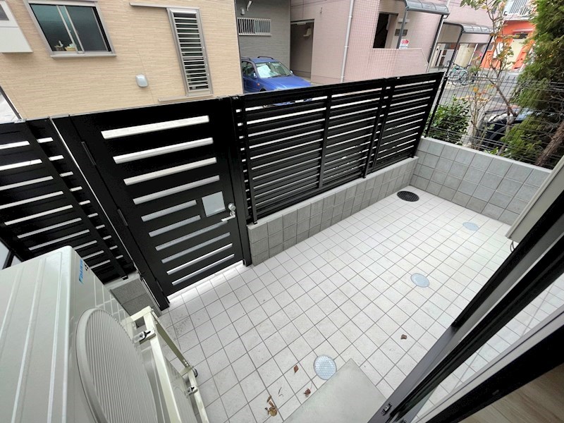 Tre　Court　Kitasenju ベランダ