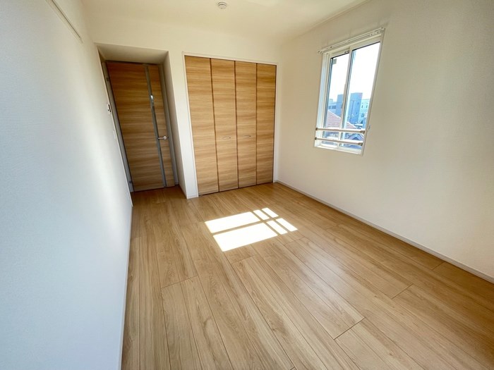 メゾンサニーサイド ベッドルーム