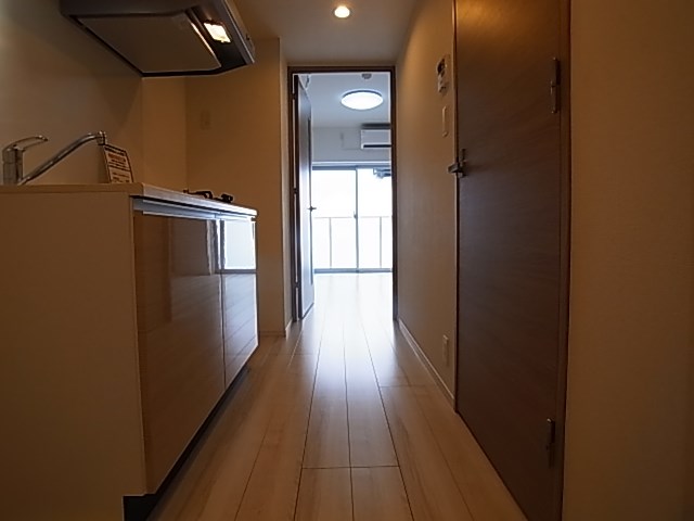 レーヴ・ド・クレエ綾瀬 玄関