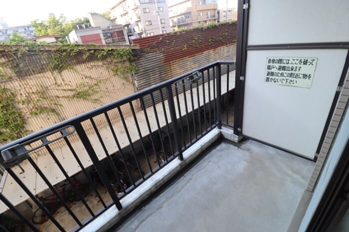 コンフォール小泉 ベランダ