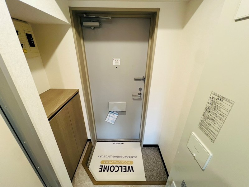 コンフォール小泉 玄関