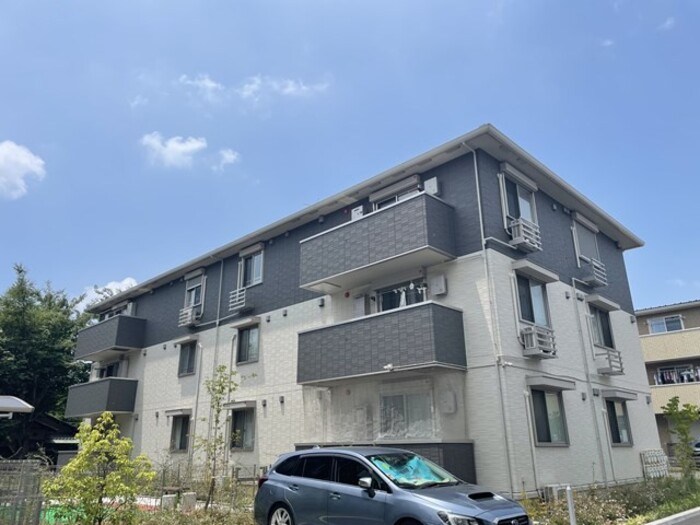 アベニューA 205号室 外観