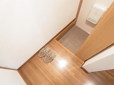 リーフコート江戸川台Ａ棟 玄関