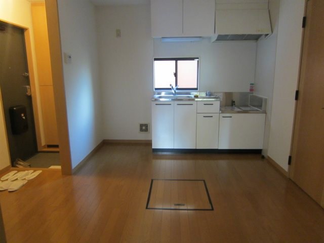 サンパティーク西綾瀬  リビング