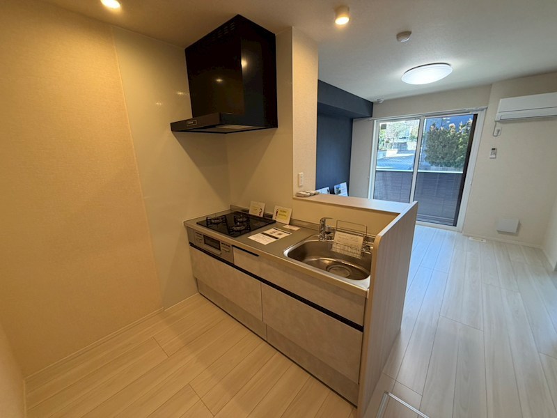 Dear Life キッチン