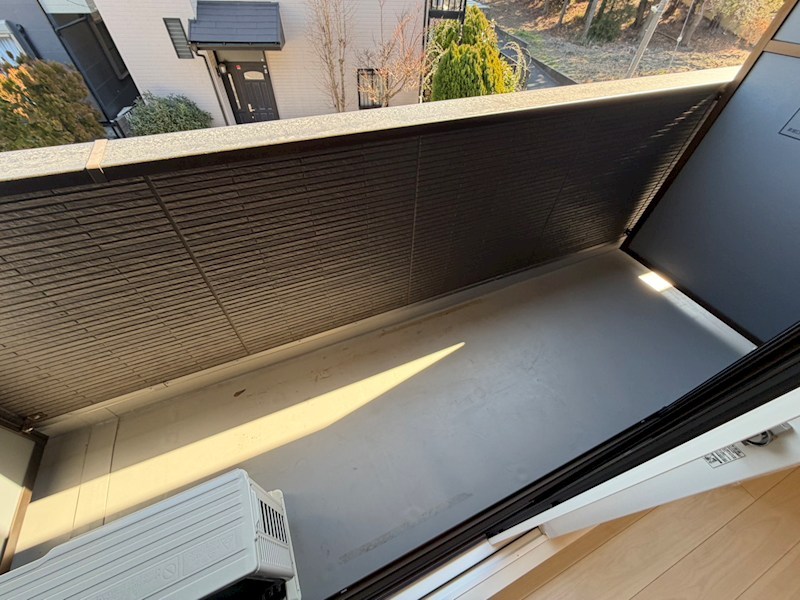 Dear Life ベランダ