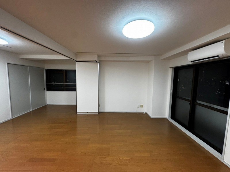 岩沢第一ビル リビング