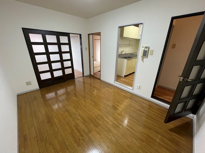 岩沢第一ビル リビング