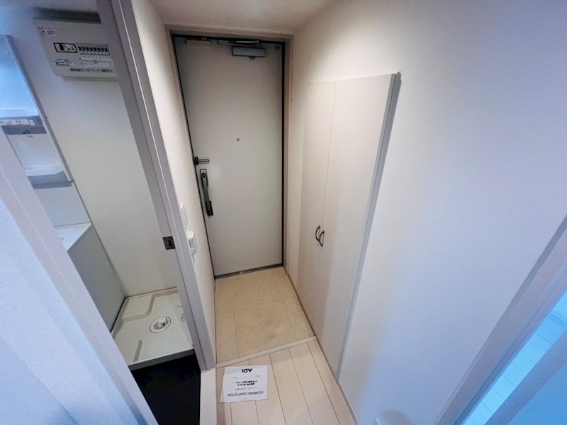 リブリ・ＳＨＩＳＵＩ１ 玄関