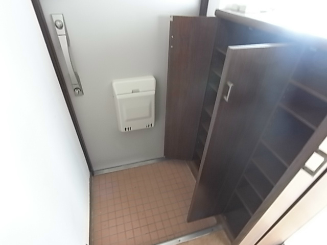 松戸パレス 玄関