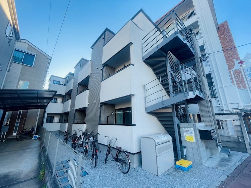 ウラノス竹の塚 外観写真