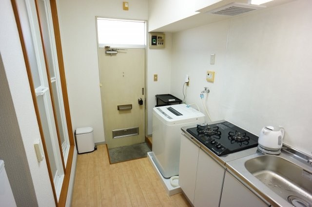 メゾン・ドゥ・レイリーＢ棟 玄関