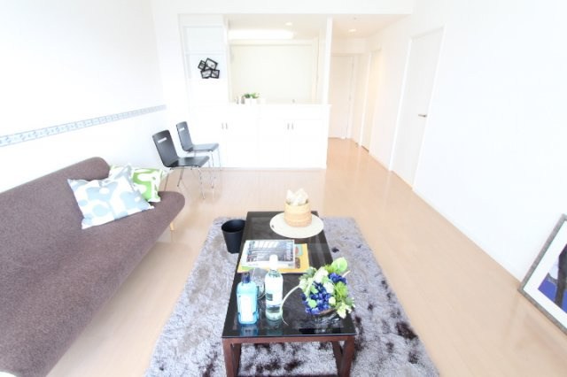 プライムアーバン亀有 リビング