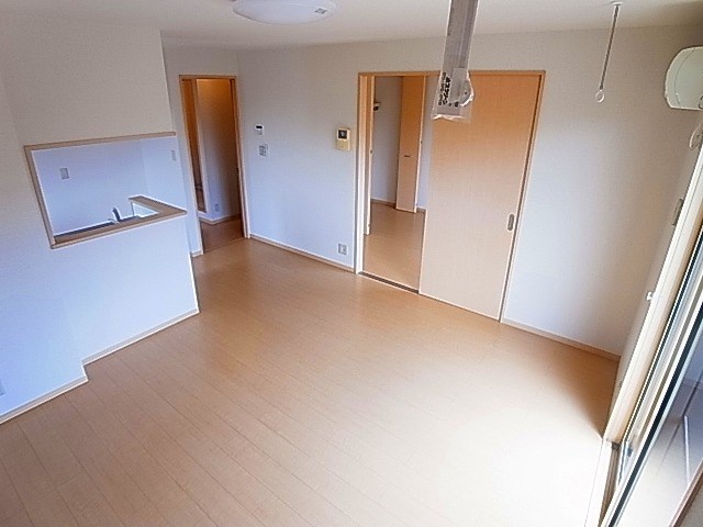 ロイヤルスクエアＣ リビング