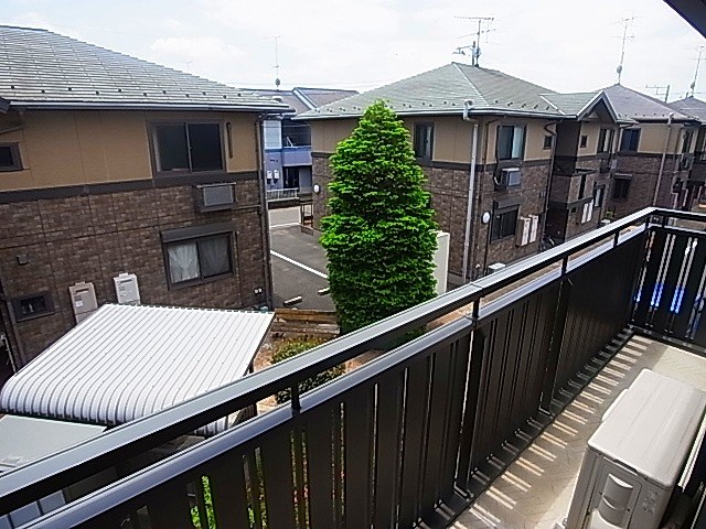 ロイヤルスクエアＣ ベランダ