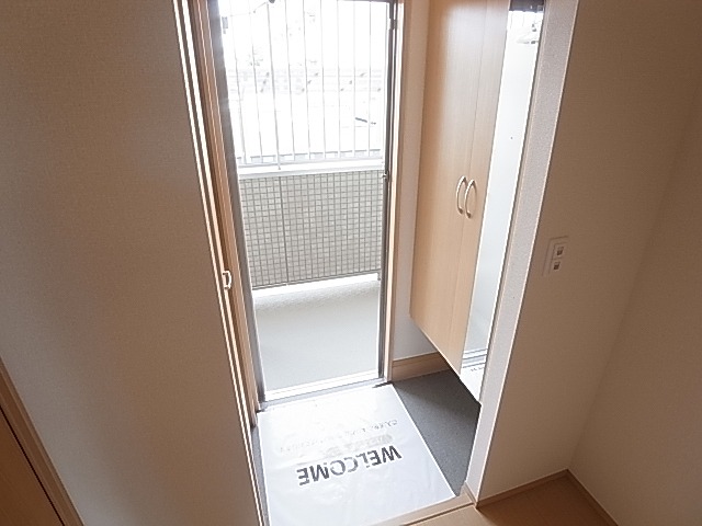 ハピネス　ストーム 玄関