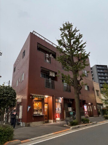 サラデカサ 外観写真