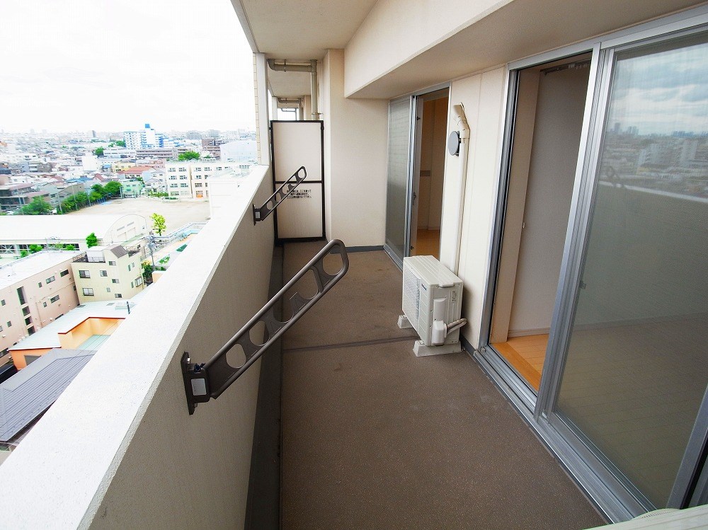 ロイヤルパークス西新井 ベランダ