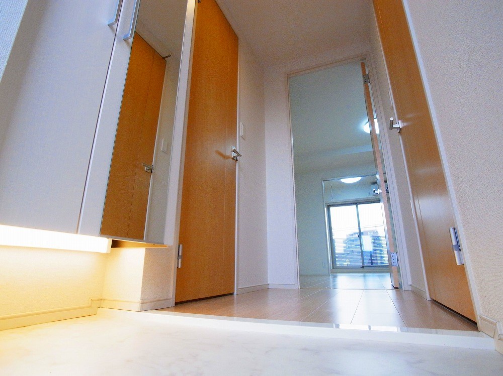 ＲＩＳＥ　ＣＯＵＲＴ　Ｇ＆Ｇ 玄関