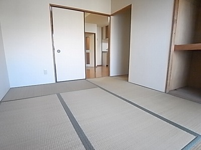 南柏プラザビル ベッドルーム