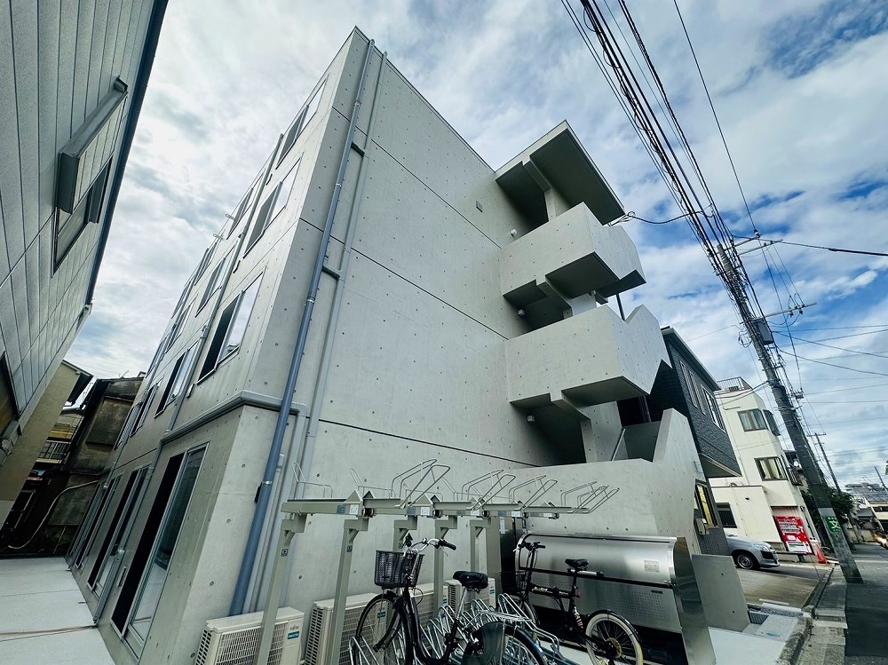 LANDS梅島 外観写真