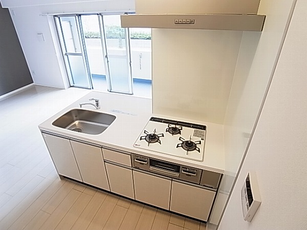 アムール・ゼルコバ キッチン